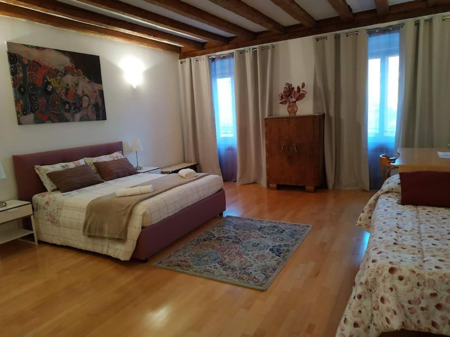 In Centro A Trieste Eksteriør billede